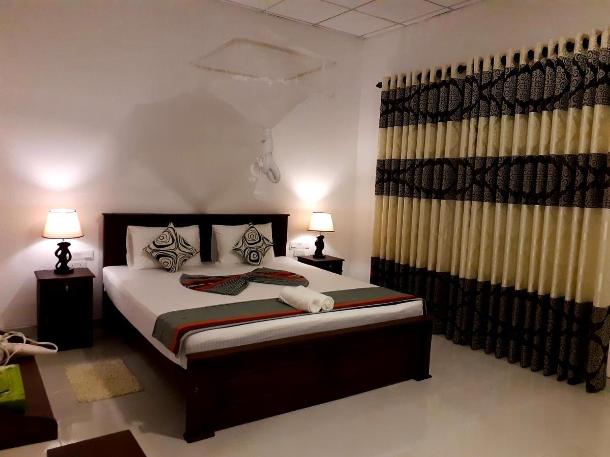 Sigiri Hibiscus Villa Σιγκιρίγια Εξωτερικό φωτογραφία